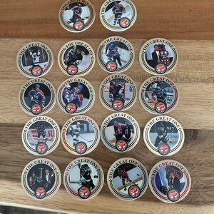 The Great One Hockey Pogs Set - Multicolor